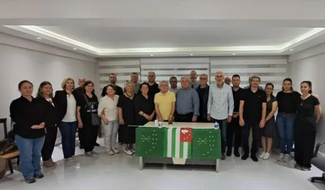 Genç nesil geçmişi unutmuyor: Çerkes Sürgünü'nün 161. yılı İzmir'de anıldı