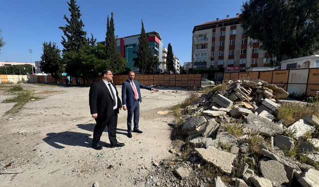 Gaziemir'de Sanat Merkezi Krizi: "Bu Bir Satış Değil, Peşkeştir!"