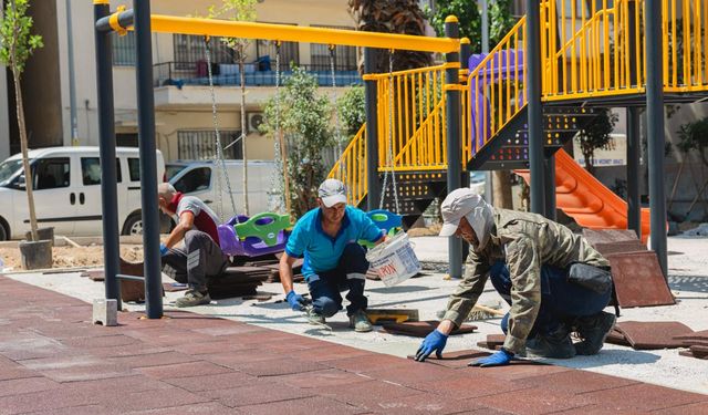 Balçova Belediyesi’nden park ve kaldırım düzenlemesi