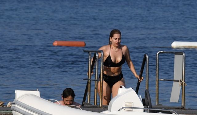Cem Yiğit Üzümoğlu Bodrum’da sevgilisiyle sezonu aşk dolu başlattı