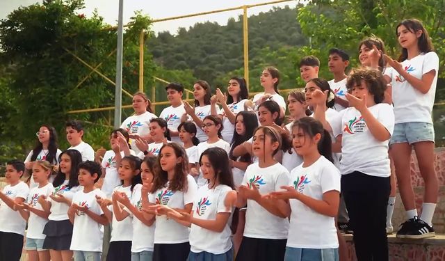 Bodrum Çoksesli Çocuk Korosu’ndan dijital bağımlılığa duyarlı çağrı
