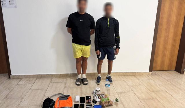 Kuşadası’nda Sisam kaçışı önlendi: 2 göçmen denizde yakalandı