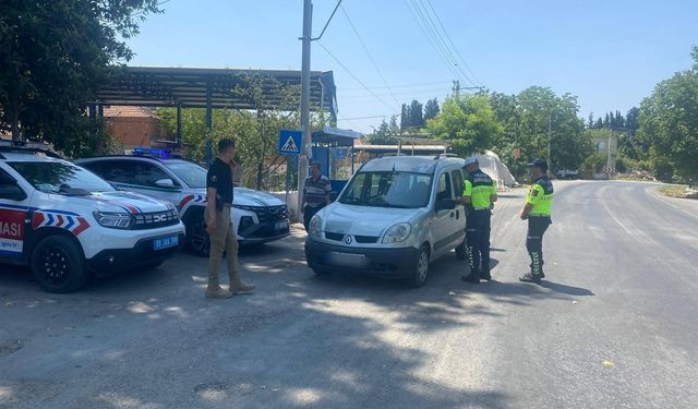 Koçarlı-Söke yolunda drone destekli denetim: 63 sürücüye ceza