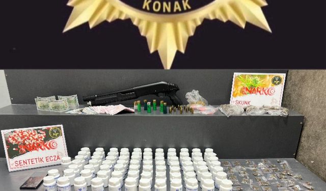 Konak’ta Narkoalan ekiplerinden zehir tacirlerine darbe
