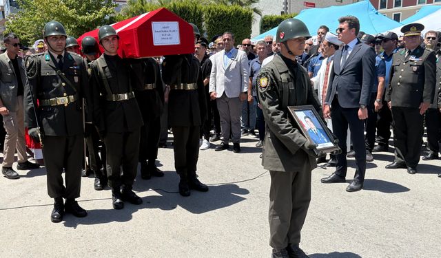 Şehit albay İsmail Haldun Maden İzmir’de son yolculuğuna uğurlandı