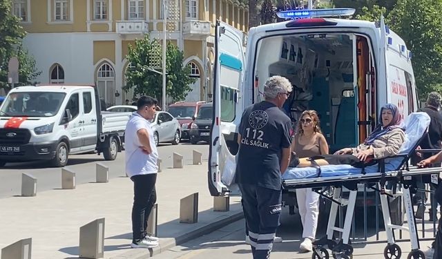 Manisa’da taziye kuyruğunda panik anları