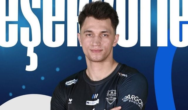 Altekma forması giyen genç oyuncu takımdan ayrıldı