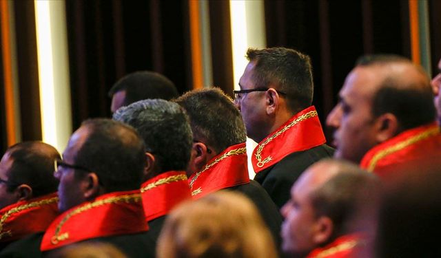 İzmir’de görev yeri değişen hâkim ve savcılar belli oldu: İşte tam liste