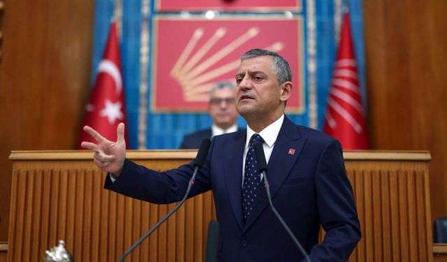 Özgür Özel: Kayyum atanırsa o binadan içeri giremez
