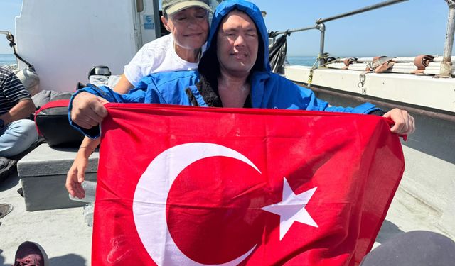 Otizmli Yüzücüden İlham Veren Başarı