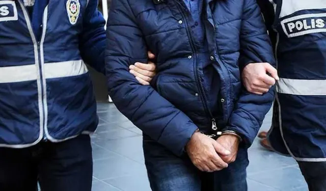 İzmir Konak’ta 15 yıl hapis cezası bulunan firari yakalandı