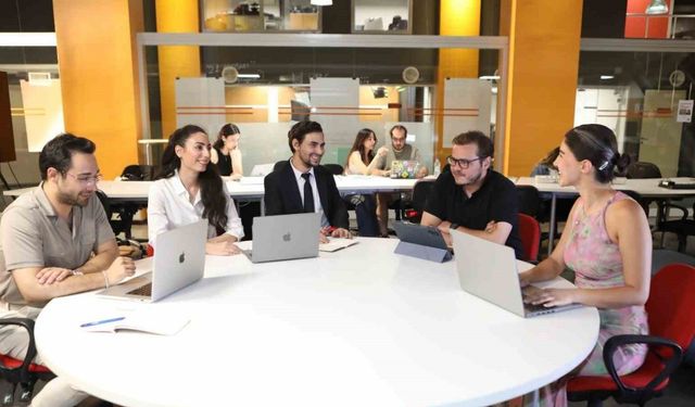İzmir Ekonomi’den lisansüstü eğitimde ‘burs’ hamlesi