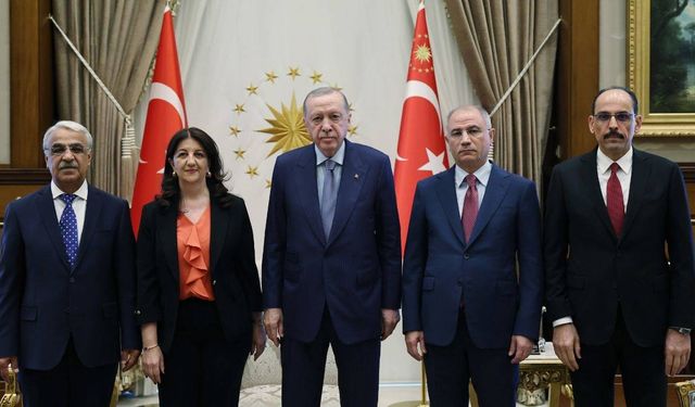 Erdoğan ve DEM Parti heyeti Beştepe’de buluştu