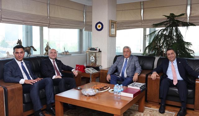 İYİ Parti’den TESK ziyareti ve esnaf talepleri
