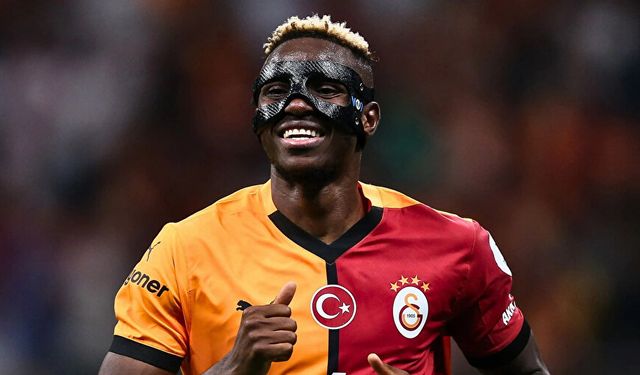 Victor Osimhen transferinde flaş gelişme!