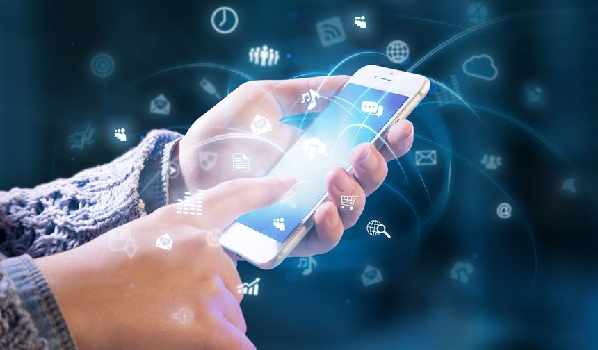 Yapay Zeka Mobil Oyun Sektörünü Nasıl Dönüştürüyor?