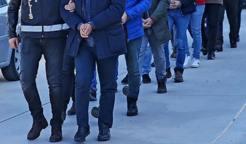 47 İlde FETÖ Operasyonu: 222 Gözaltı