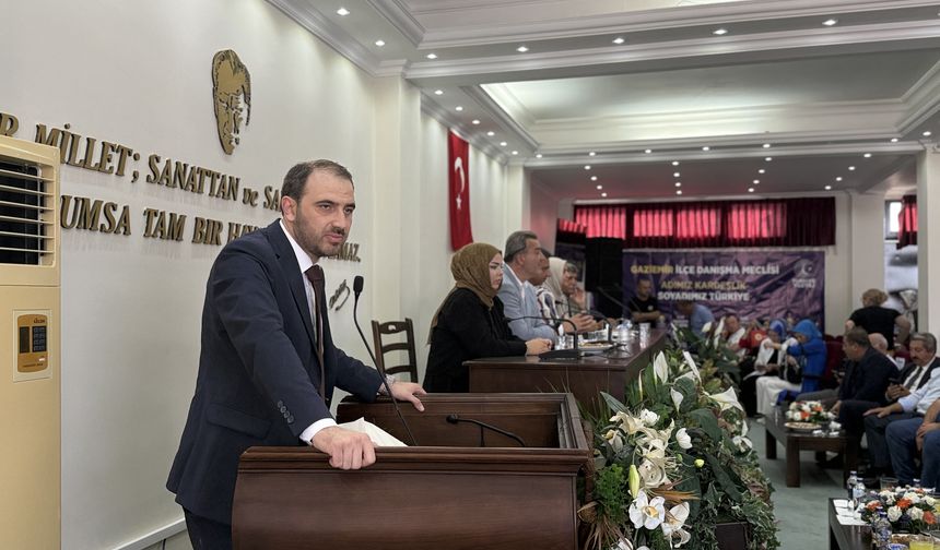 AK Parti Gaziemir’de CHP’li yönetime yüklendi