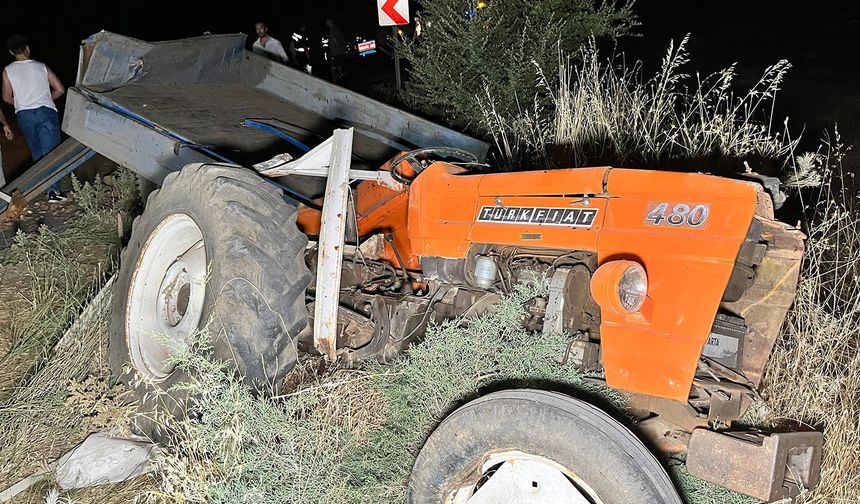 Hafriyat kamyonu traktöre arkadan çarptı: 1 ölü, 1 yaralı
