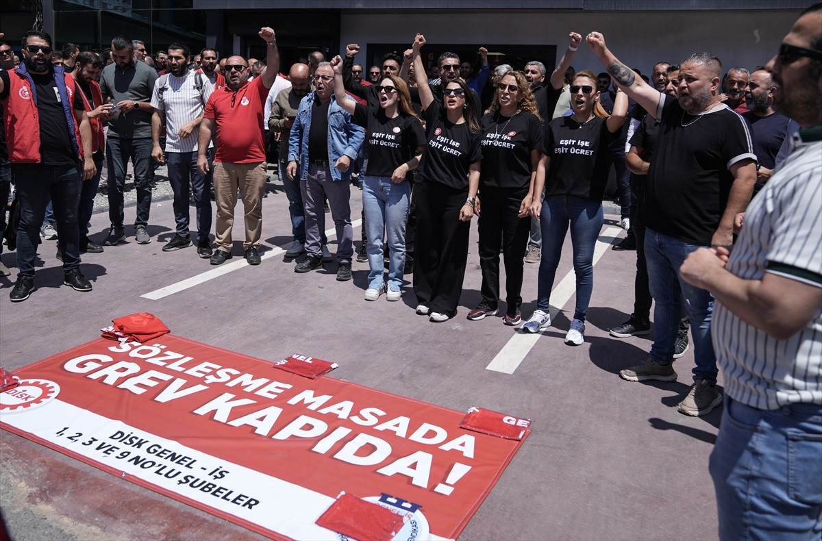 Izmir Büyükşehir Belediyesi Grev 1