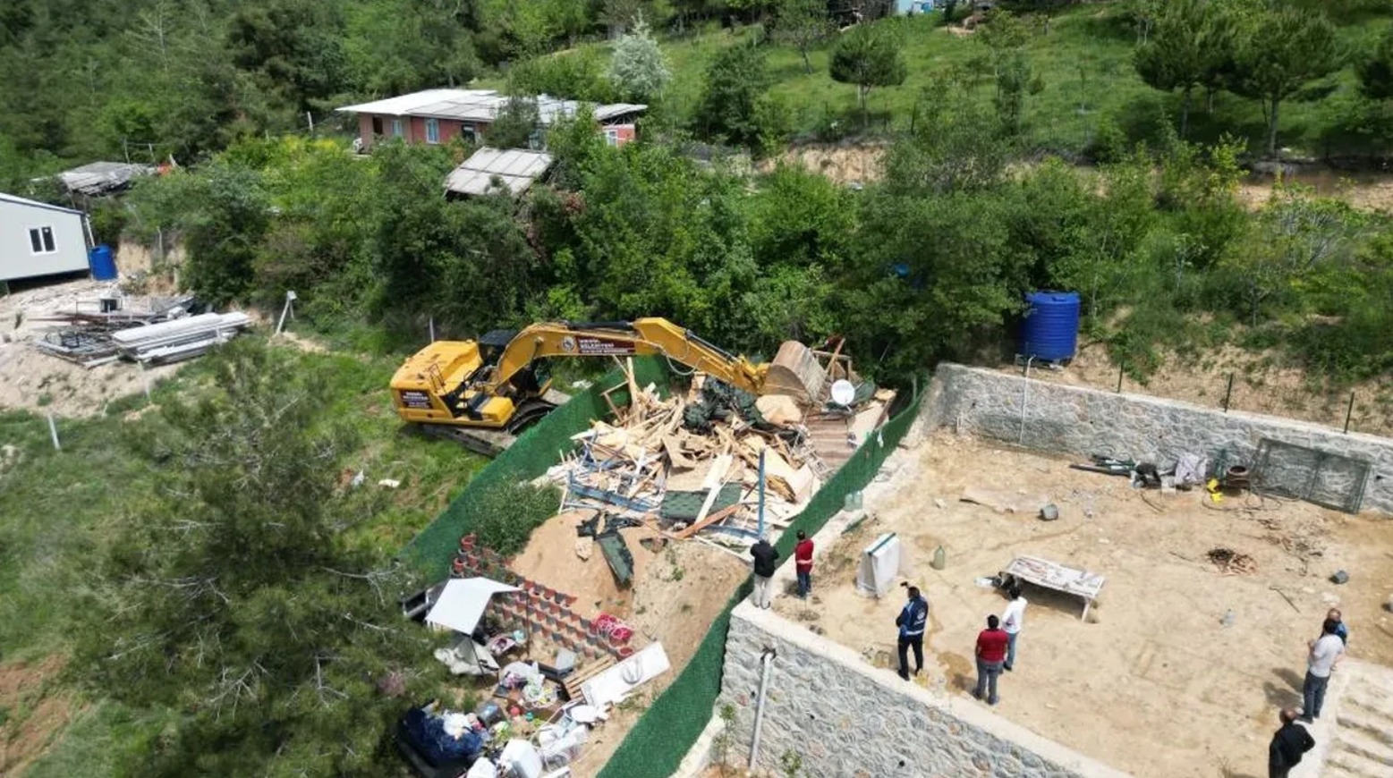 Villasını Taşıdı